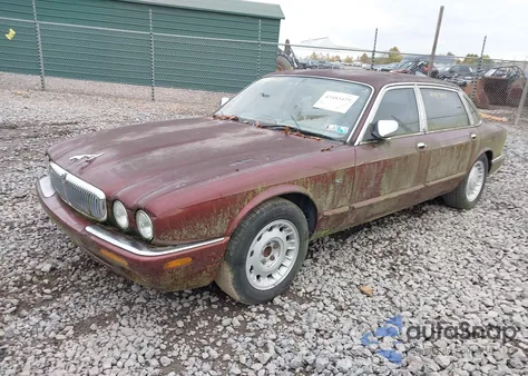1998 Jaguar Xj8 Vanden Plas из США, поврежденный, VIN SAJKX6243WC825207